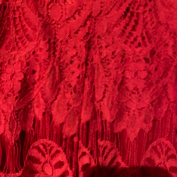 Red lace top - Picture 4 of 5